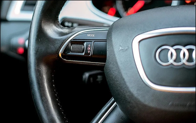Audi A4 cena 38999 przebieg: 240000, rok produkcji 2013 z Kolonowskie małe 667